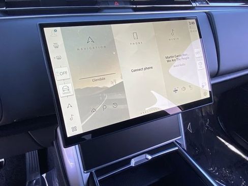 New 2025 Land Rover Range Rover SV image 8