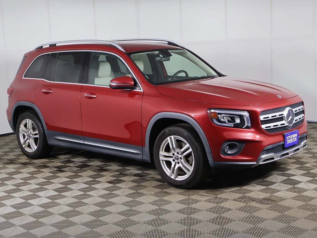 Used 2022 Mercedes-Benz GLB 250 4MATIC image 42