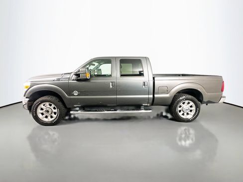 Used 2015 Ford F250 Lariat w/ Lariat Interior Package AWD/4WD image 4