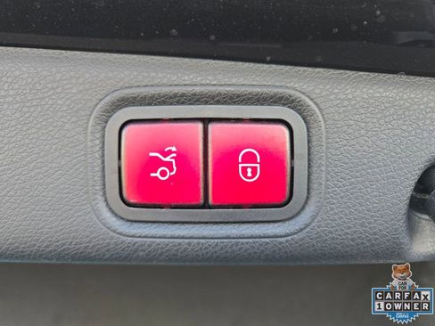 Used 2021 Mercedes-Benz E 350 Sedan w/ Premium Package image 23