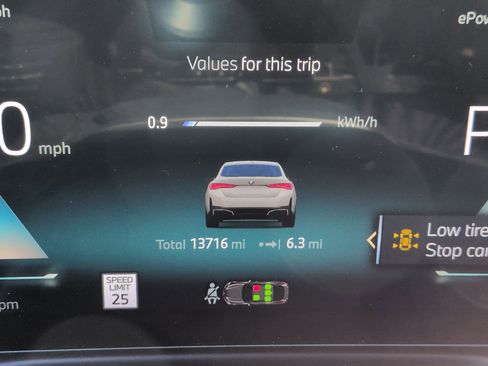 Used 2025 BMW i4 eDrive40 w/ Parking Assistance Package image 21