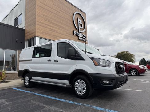 Used 2024 Ford Transit 250 Low Roof w/ Exterior Upgrade Package image 35