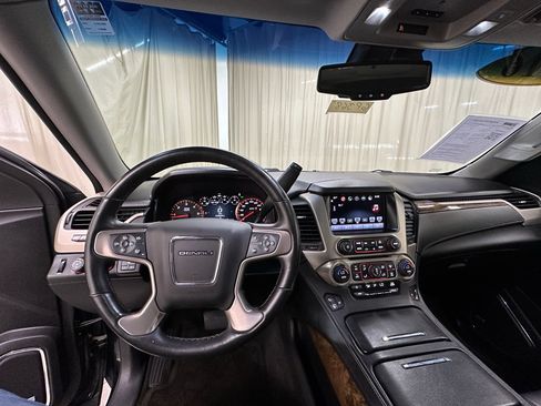 Used 2016 GMC Yukon Denali w/ Open Road Package AWD/4WD image 41