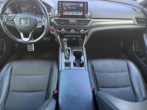 Used 2018 Honda Accord Sport image 7