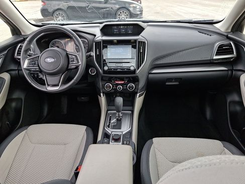 Used 2023 Subaru Forester Premium image 15