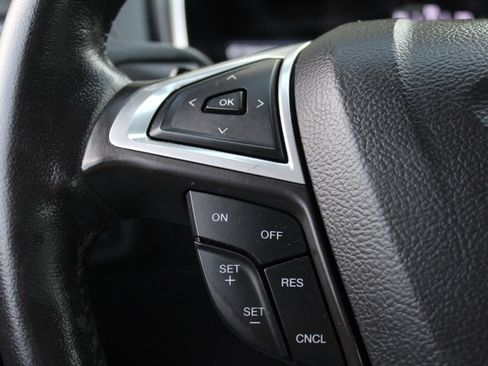 Used 2013 Ford Fusion Titanium image 27