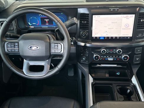Certified 2025 Ford F350 Lariat w/ Lariat Ultimate Package AWD/4WD image 14