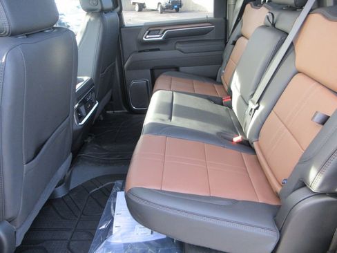 New 2026 Chevrolet Silverado 3500 High Country w/ High Country Premium Package image 15