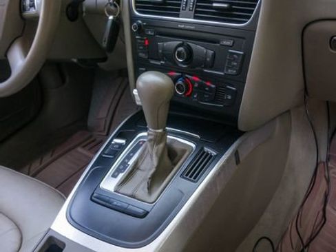 Used 2011 Audi A4 2.0T Premium image 29