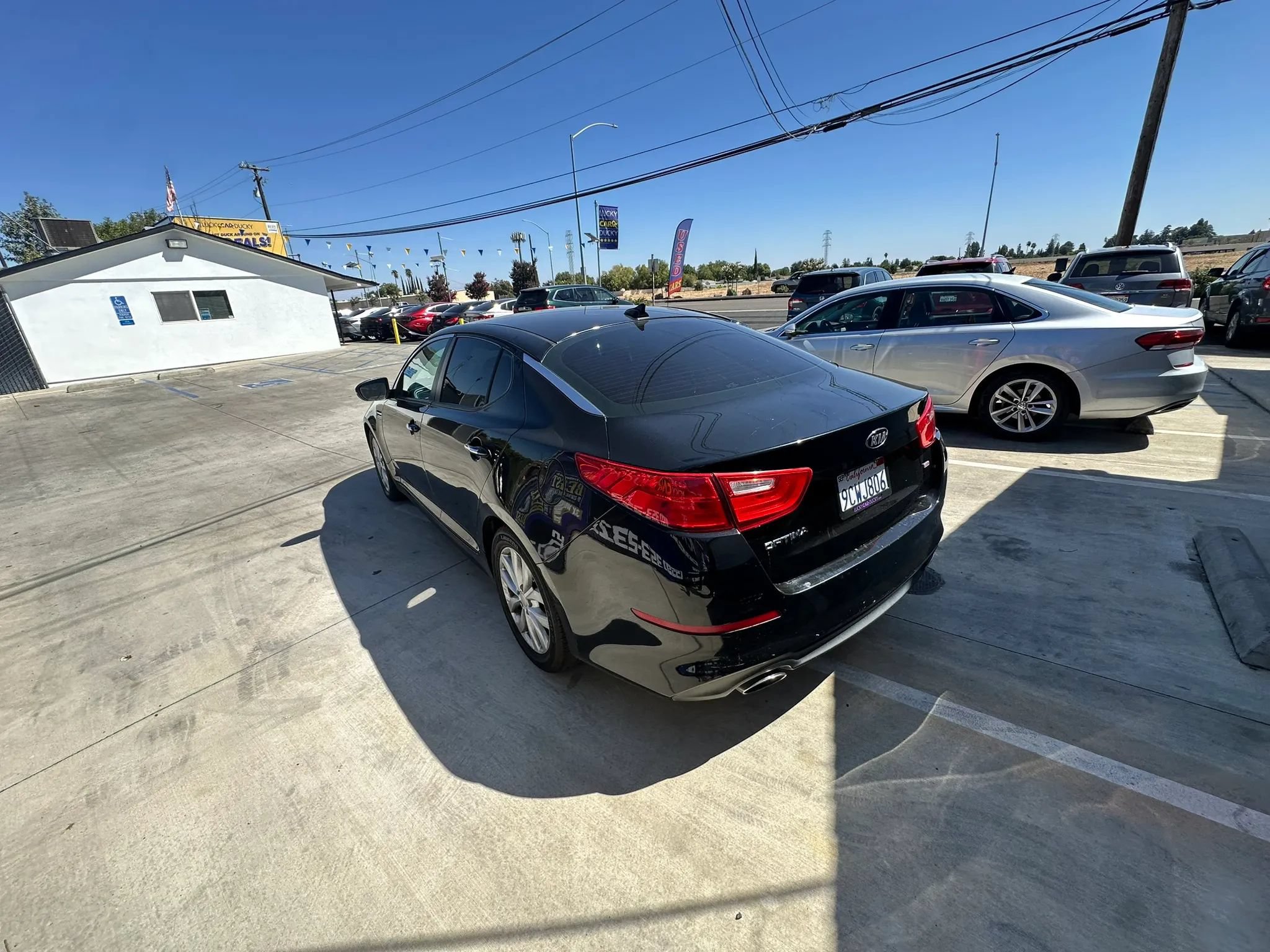 Used 2015 Kia Optima LX FWD image 10