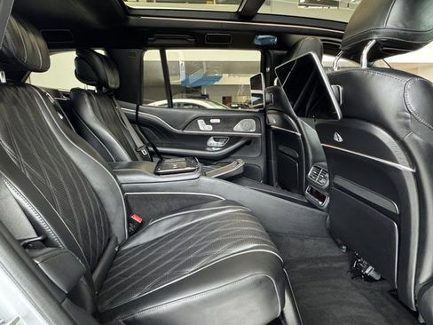 New 2026 Mercedes-Benz Maybach GLS 600 4MATIC image 5