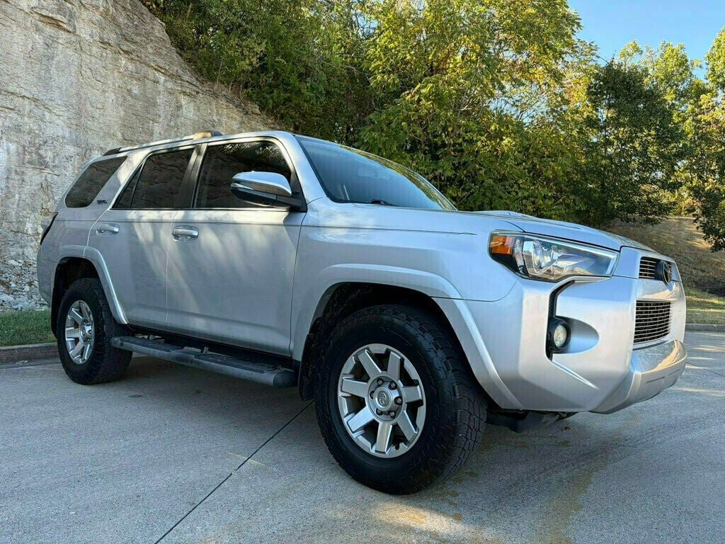 Used 2016 Toyota 4Runner Trail Premium AWD/4WD image 5