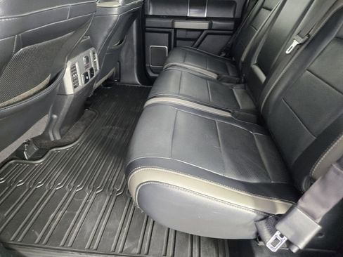 Used 2017 Ford F150 Raptor w/ Equipment Group 802A Luxury image 33