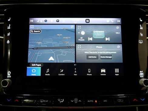 Used 2022 Jeep Wagoneer Series III w/ Premium Group I image 18