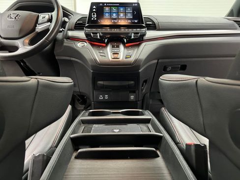 Used 2025 Honda Odyssey Sport-L image 45