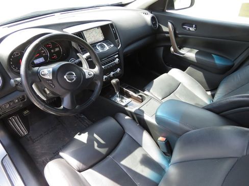 Used 2014 Nissan Maxima 3.5 SV w/ Premium Package FWD image 11