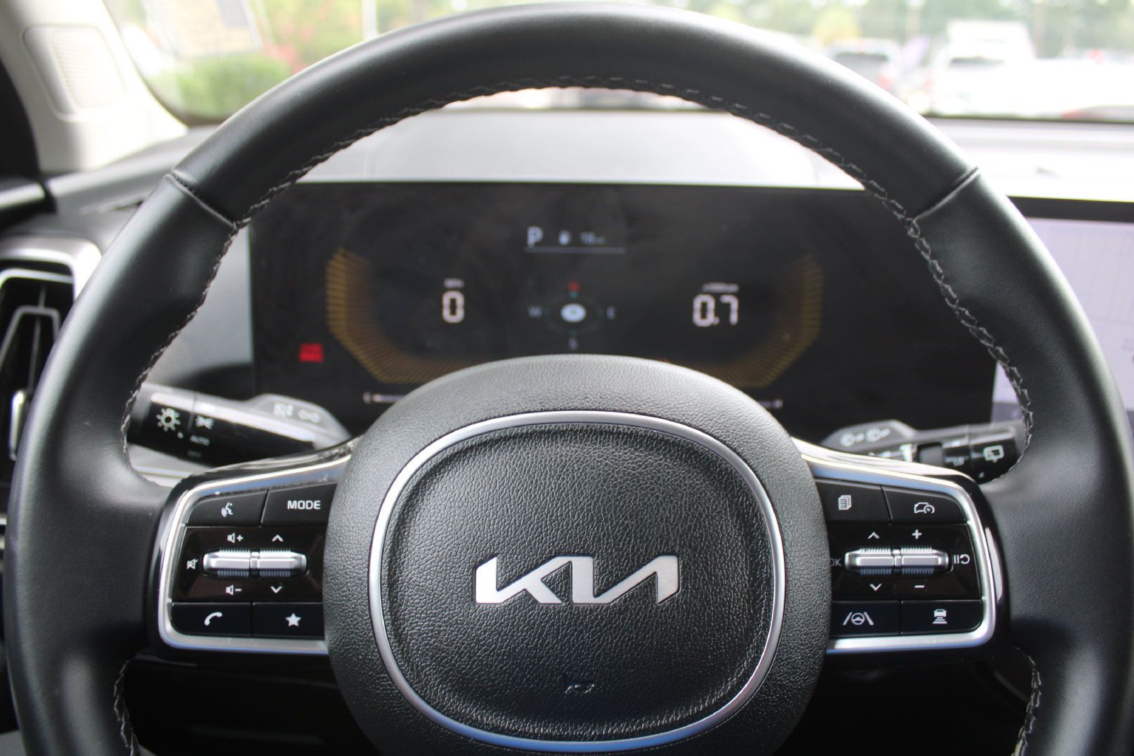 Certified 2025 Kia Sorento S FWD image 25