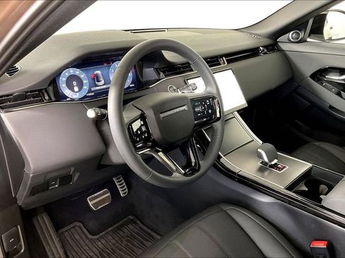 Used 2024 Land Rover Range Rover Evoque Dynamic SE image 14