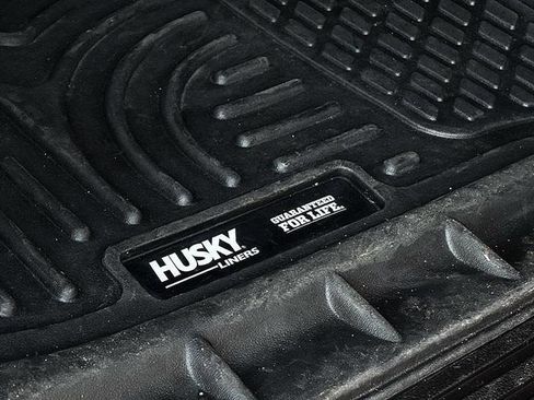 Used 2018 Chevrolet Silverado 1500 Custom w/ Custom Value Package image 42