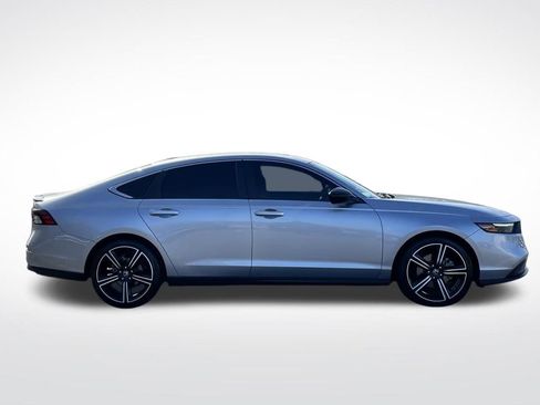 Used 2024 Honda Accord Sport image 7