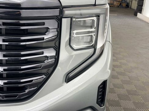 Used 2024 GMC Sierra 1500 Denali Ultimate image 10