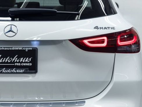 Used 2022 Mercedes-Benz GLA 250 4MATIC image 8