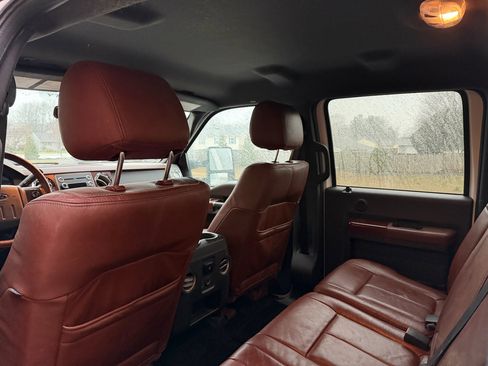 Used 2012 Ford F350 King Ranch w/ King Ranch w/Chrome Pkg image 19