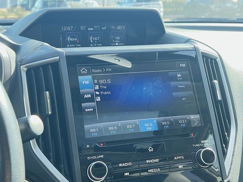 Used 2018 Subaru Crosstrek 2.0i Limited image 18