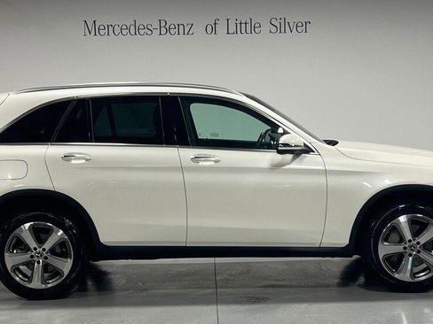Used 2022 Mercedes-Benz GLC 300 4MATIC image 7