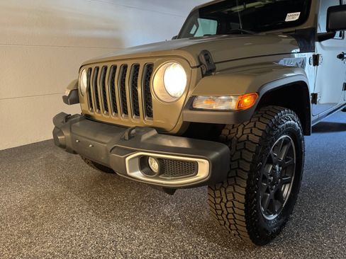 Used 2020 Jeep Gladiator Sport AWD/4WD image 45