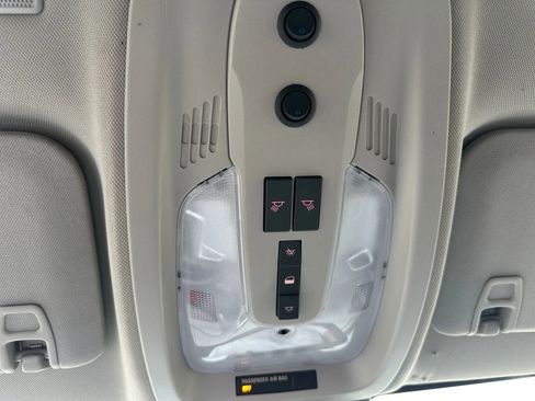 Used 2017 GMC Terrain SLE image 21