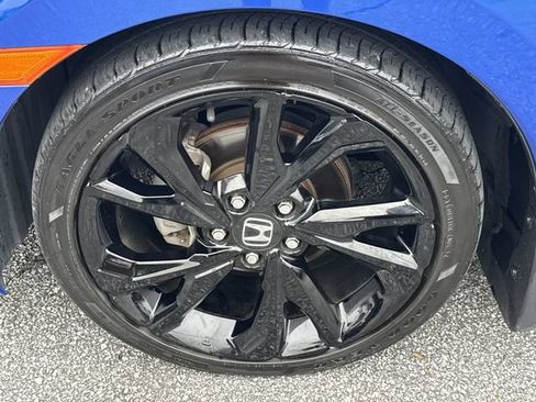 Used 2019 Honda Civic Sport image 11