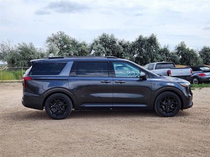 New 2026 Kia Carnival SX w/ SX Dark Edition Package