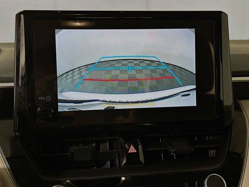 Used 2024 Toyota Corolla LE FWD image 24