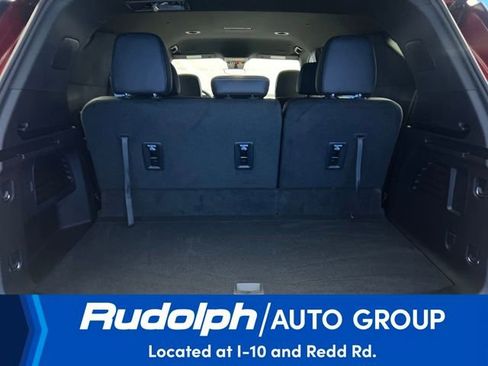 Used 2026 Chevrolet Traverse LT w/ Driver Confidence Package image 32