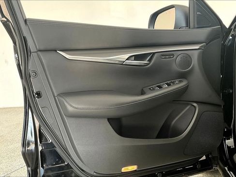 Certified 2025 INFINITI QX50 Luxe image 22