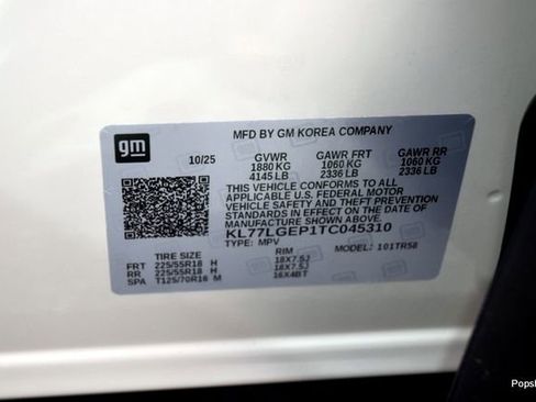 Used 2026 Chevrolet Trax RS w/ Sunroof Package FWD image 21