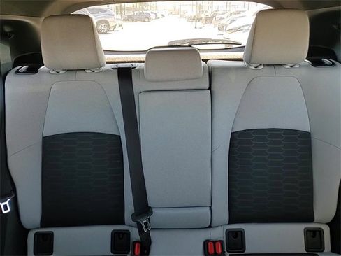 Used 2025 Toyota Corolla SE image 22