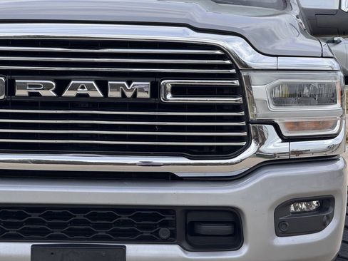 Used 2024 RAM 3500 Laramie AWD/4WD image 8