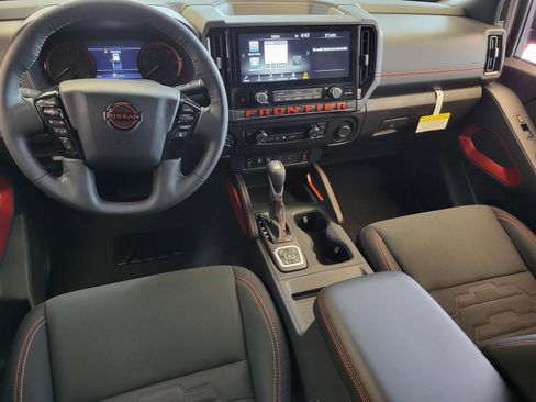 New 2026 Nissan Frontier PRO-4X w/ Tow Package AWD/4WD image 2