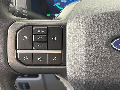 Certified 2025 Ford F150 Lightning XLT AWD/4WD image 17