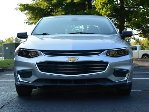 Used 2017 Chevrolet Malibu LS FWD image 2