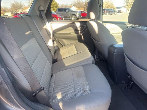 Used 2006 Ford Escape XLT image 15