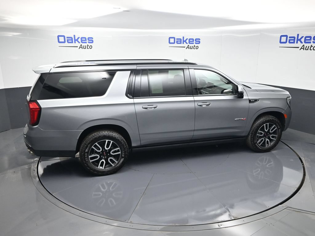 Used 2023 GMC Yukon XL AT4 w/ Technology Package AWD/4WD image 54
