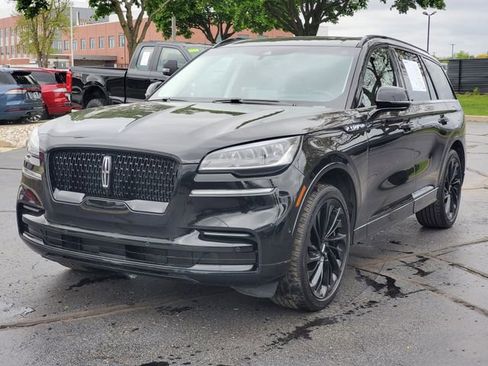 Certified 2023 Lincoln Aviator Reserve w/ Equipment Group 201A AWD/4WD image 2