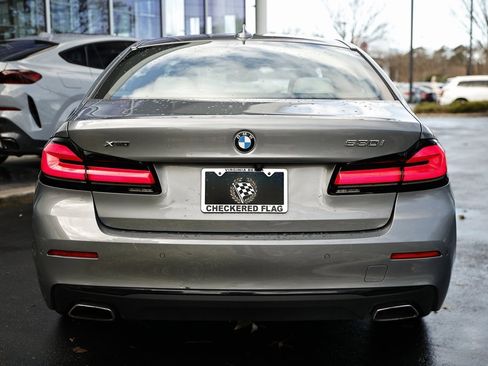 Used 2023 BMW 530i xDrive w/ Convenience Package image 9