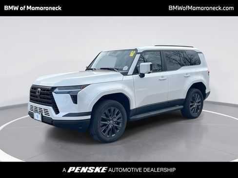 Used 2024 Lexus GX 550 image 1