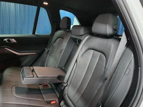 Used 2019 BMW X5 xDrive40i w/ Convenience Package AWD/4WD image 28