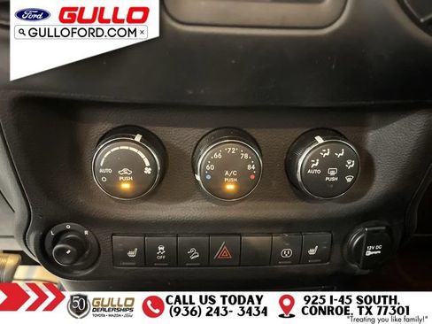 Used 2017 Jeep Wrangler Unlimited Sahara AWD/4WD image 24