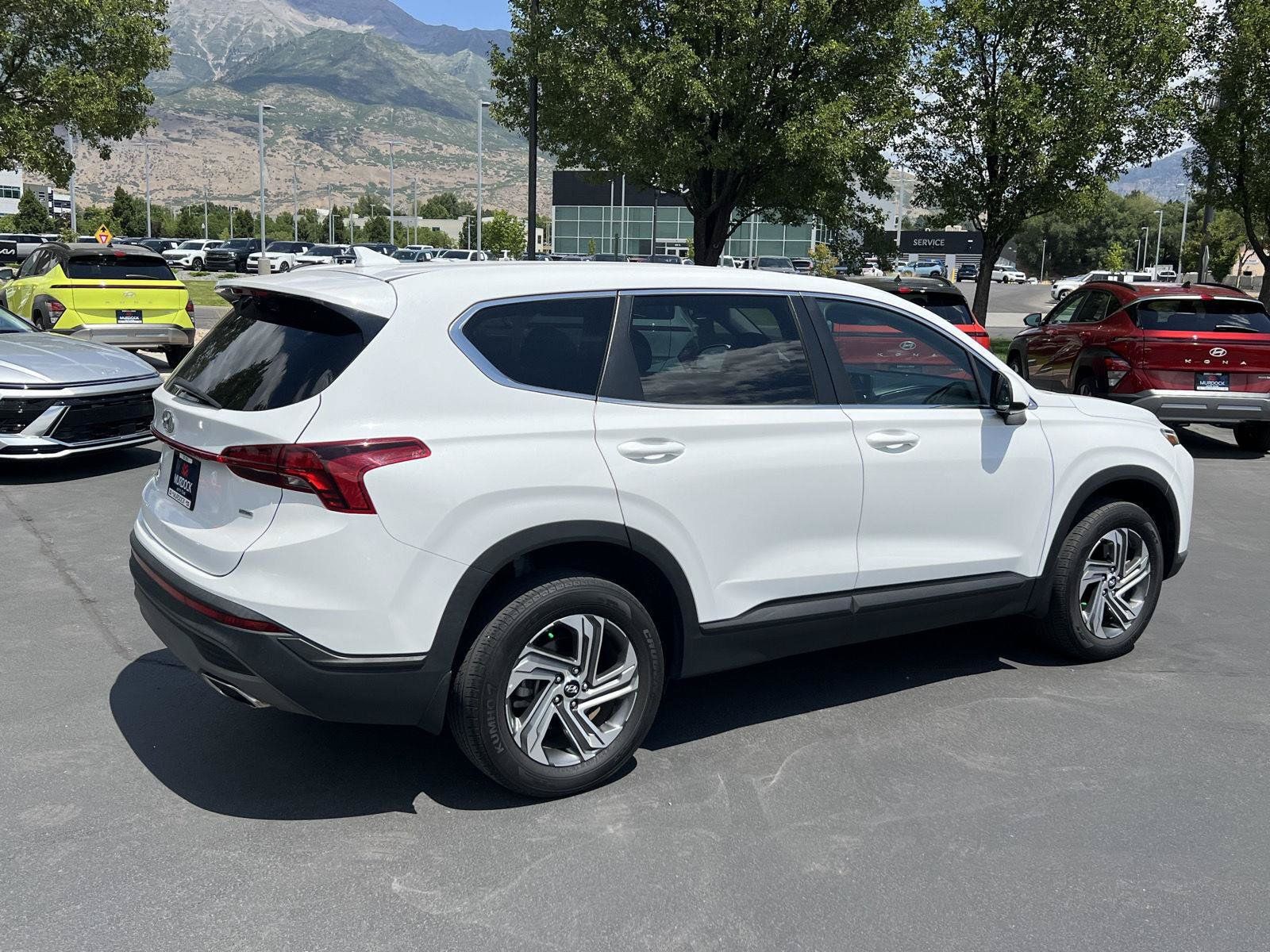 Certified 2023 Hyundai Santa Fe SE w/ Cargo Package AWD/4WD image 16